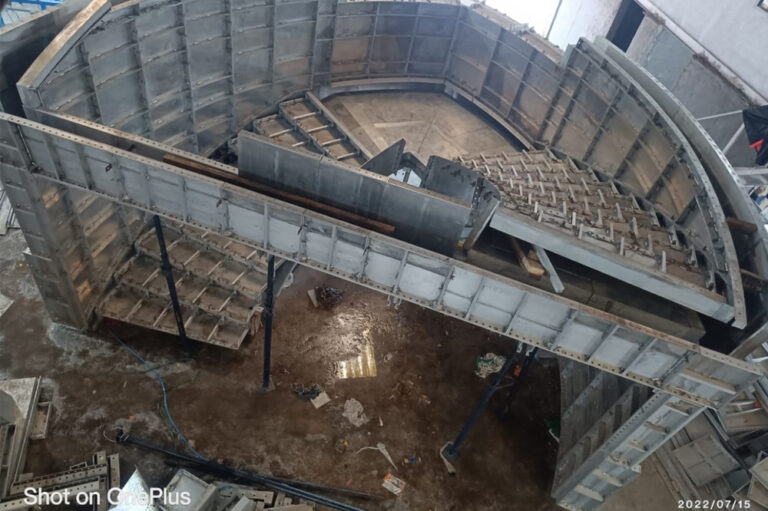 parabolic staircase formwork