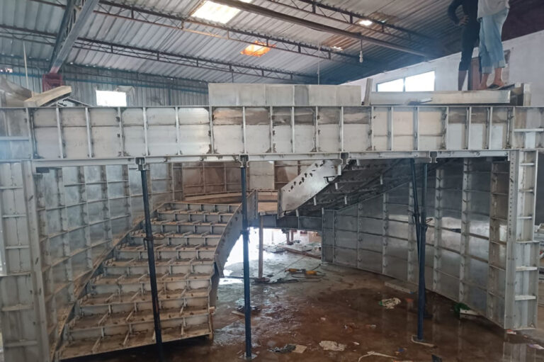 parabolic staircase formwork